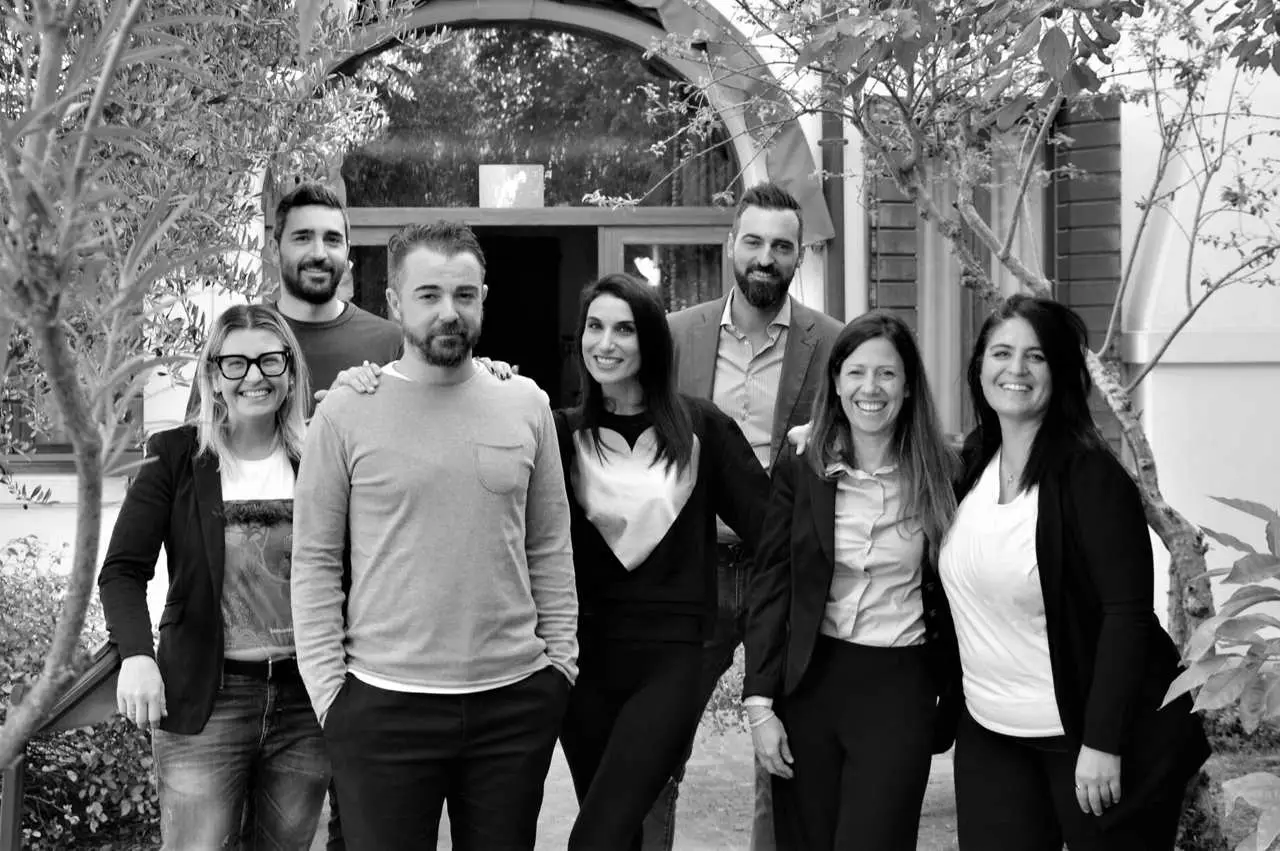 consult-group-chi-siamo persone componenti di Consult Group fotografate in gruppo